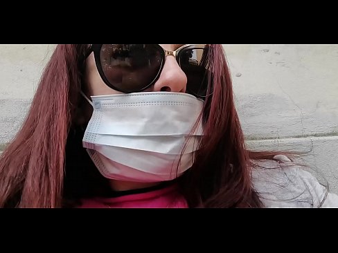 ❤️ Nicoletta analipiza kisasi kwa jirani yake na kukojoa kwenye karakana yake (Karantini Maalum ya Covid19 ya Italia) Ponografia ya mkundu ❌❤